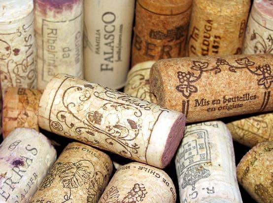 How to Store Wine Without Cork After Opening