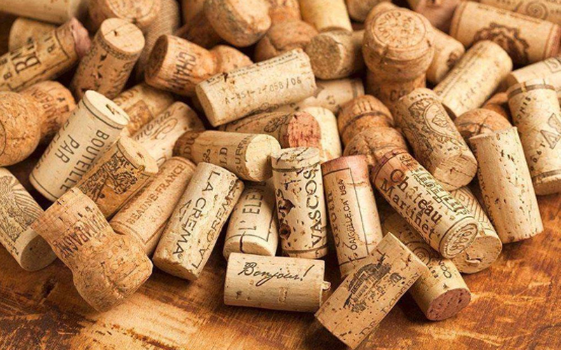 The Wine Cork Is Moldy, What Is the Reason? Can the Wine in It still Be Drunk?